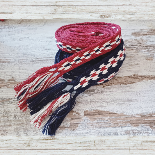 cintura in lana tessuta a tavolette ispirata da reperto, Finlandia XIII secolo, accessori abbigliamento rievocazione storica medioevo